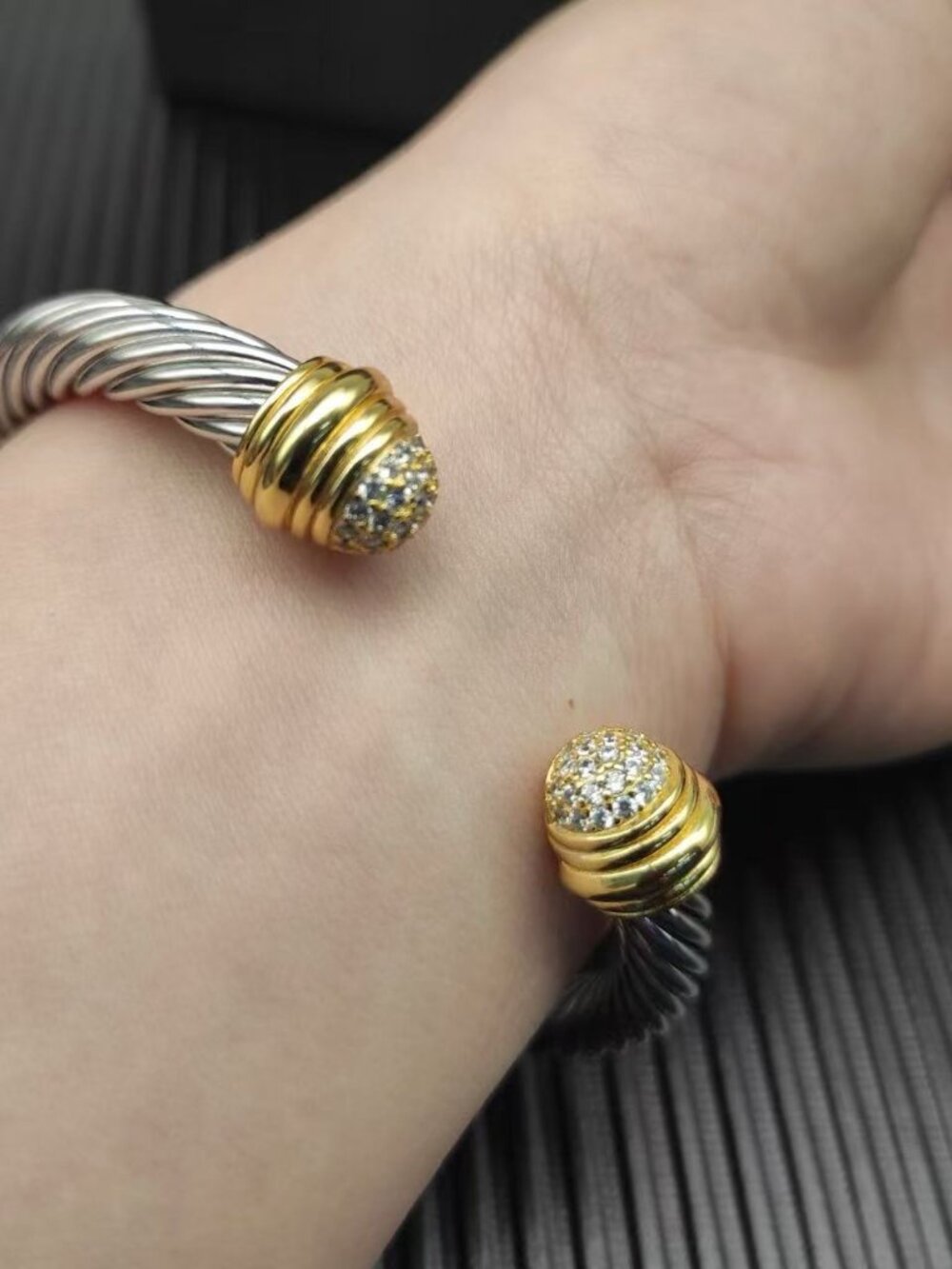 David Yurman Cable Classics Bracelet 7mm - Picture 4 of 6